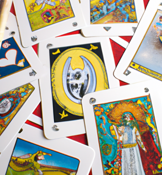 Explorando el Significado de las 78 Cartas del Tarot de Marsella