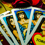 Tarot gratis: descubre tu amor eligiendo solo 1 carta