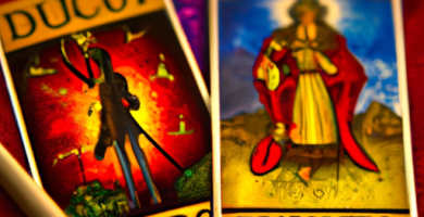 Descubre tu Destino con el Diablo y la Justicia Tarot